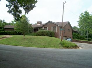915 Monterey Dr, Bessemer, AL 35022
