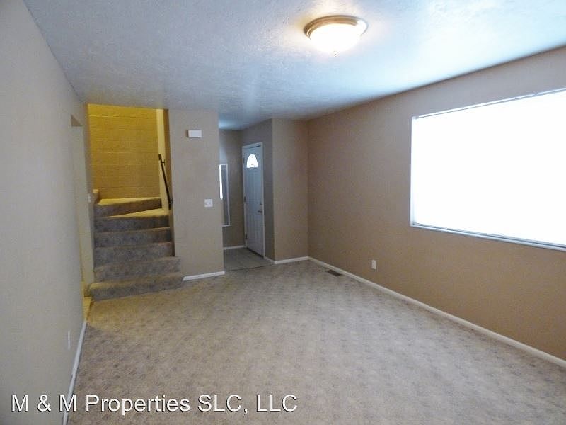 1st image of 52 W Merrimac Ave