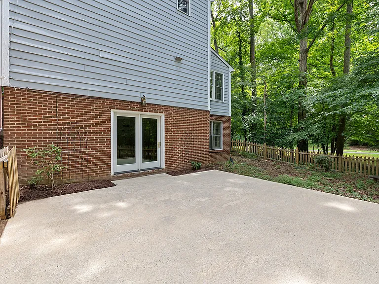 305 Old Fox Trl — Photo 41