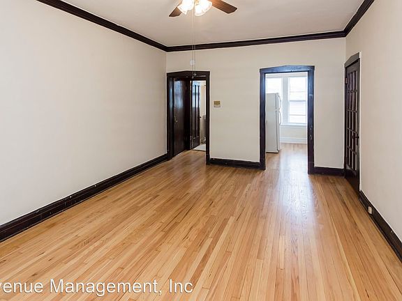 2nd image of 950 S Oak Park Ave Unit 10