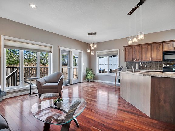 3rd image of 59 Wilkinson Pl