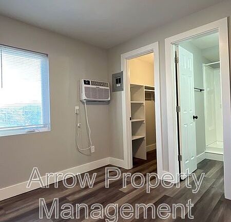 3rd image of 877 N 26th St #26