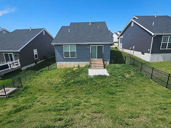 Back Yard-Fence 