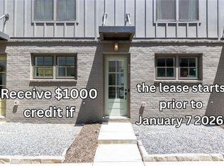 912 Brees Ct, Atlanta, GA 30318