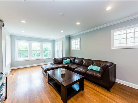4th image of 5253 W Agatite Ave #2