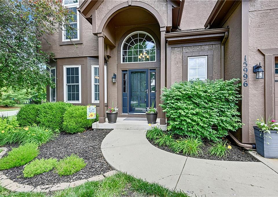 15996 W 159th Ter, Olathe, KS 66062 | Zillow