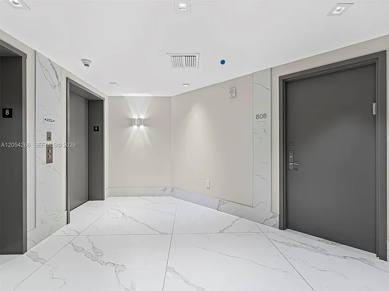 400 Alton Rd #808 — Photo 24