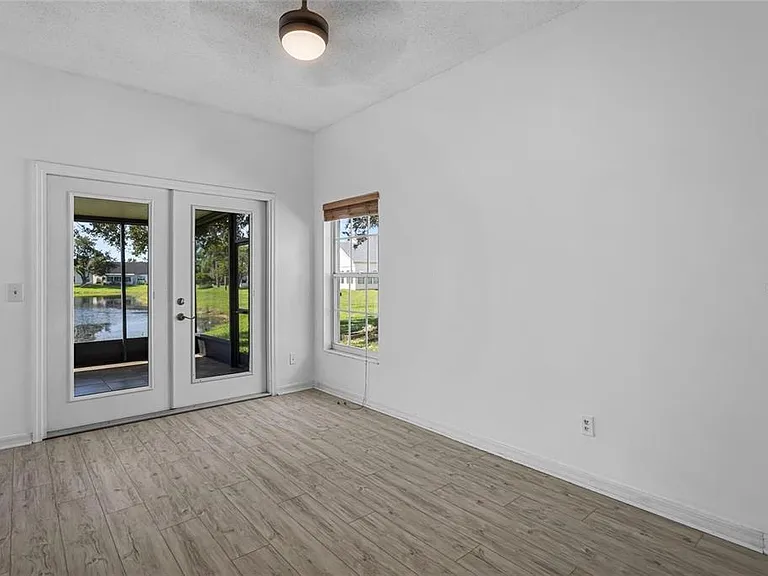 5673 Parkview Lake Dr — Photo 30