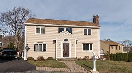 1st image of 8 Fleetwoods Dr