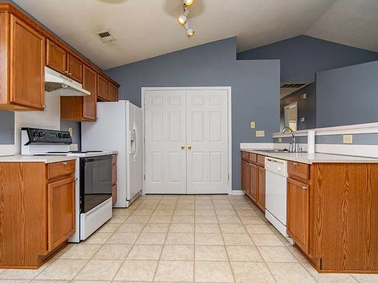 200 Strawberry Fields Rd — Photo 14