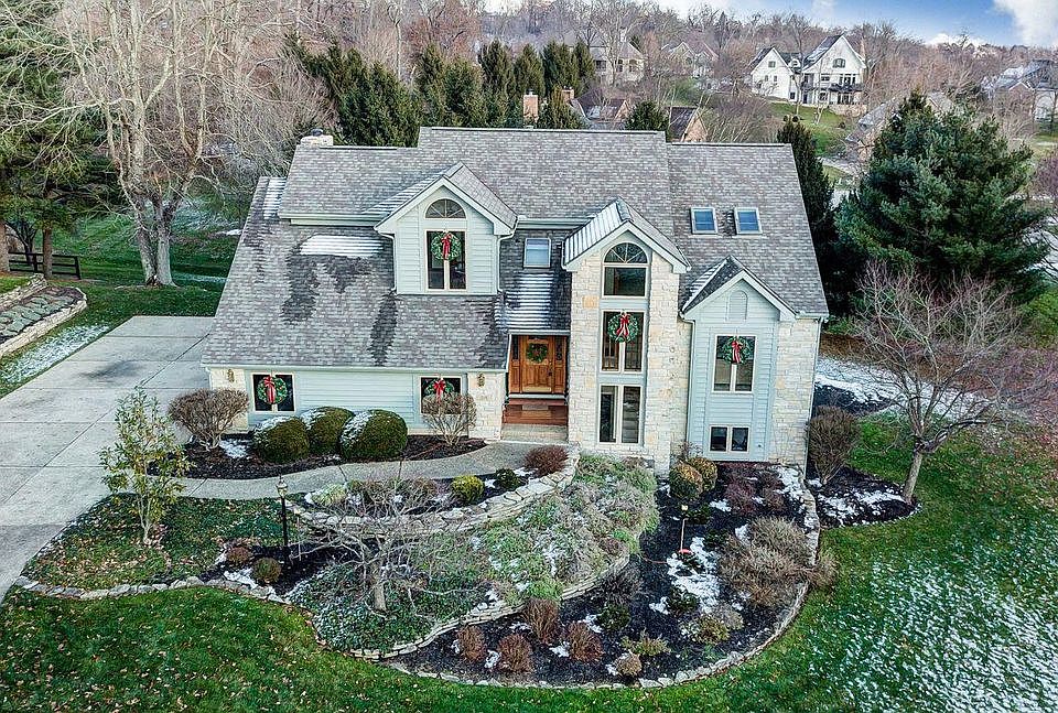 1st image of 218 Bryn Du Dr