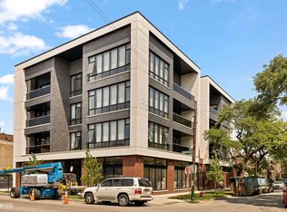 3204 N Lawndale Ave #404, Chicago, IL 60618