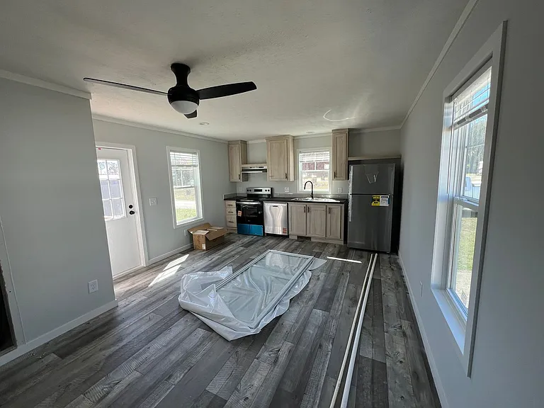 210 Pine Forest Loop — Photo 4