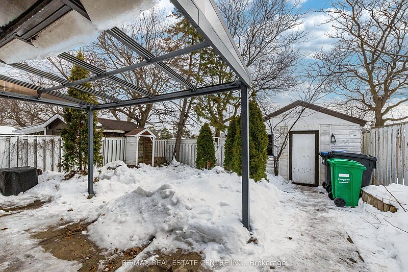 Brampton House for rent - 3 Bedrooms — photo 42
