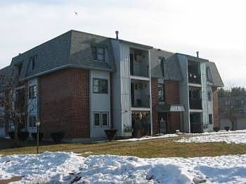 2nd image of 4 New Haven Dr APT 208