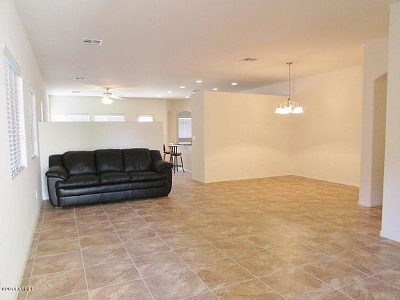 3rd image of 36949 W Mondragone Ln