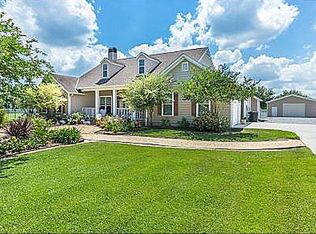 8022 Sidney Gautreaux Rd, Abbeville, LA 70510