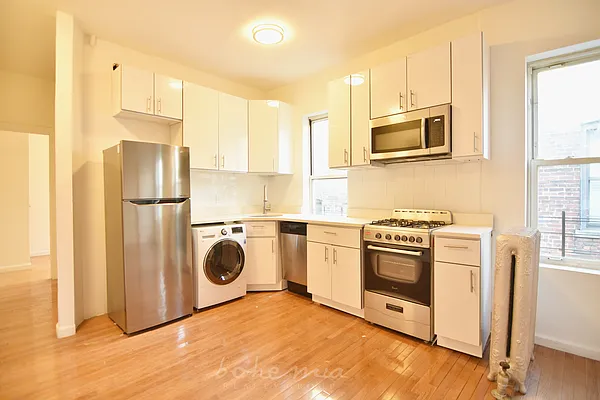 Rented by Bohemia Realty Group | media 1