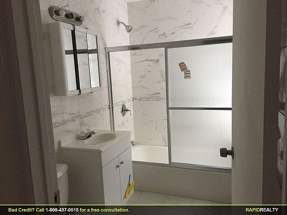 5th image of 3520-A Barnes Ave