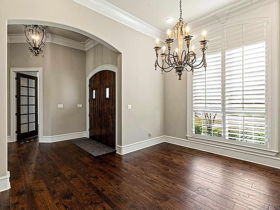 4th image of 108 Bella Terra Dr