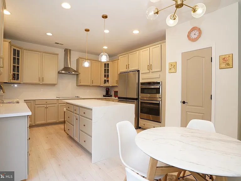 20779 Crescent Pointe Pl — Photo 14