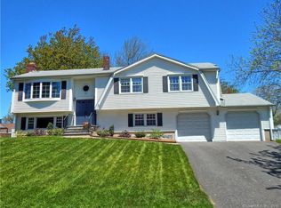 86 Wayne Rd, Milford, CT 06460