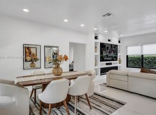 2484 SW 25th St, Miami, FL 33133