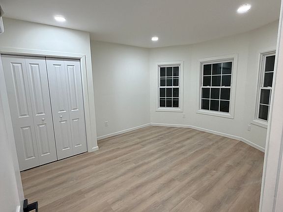 4th image of 60 Prospect Ter #2