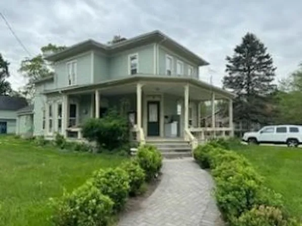 401 S Saginaw St APT 5, Holly, MI 48442