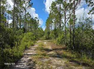 204 Longleaf Dr, Eastpoint, FL 32328