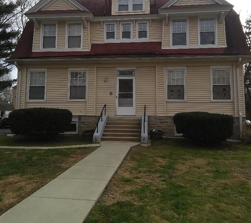 1st image of 630 Yale Ave APT 4