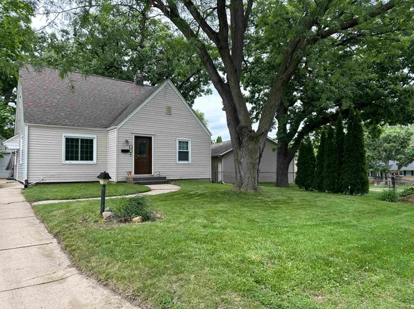 307 Morningside Dr, Rockford, IL 61108