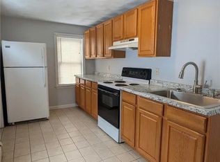 248 Putnam Pike APT 4, Johnston, RI 02919
