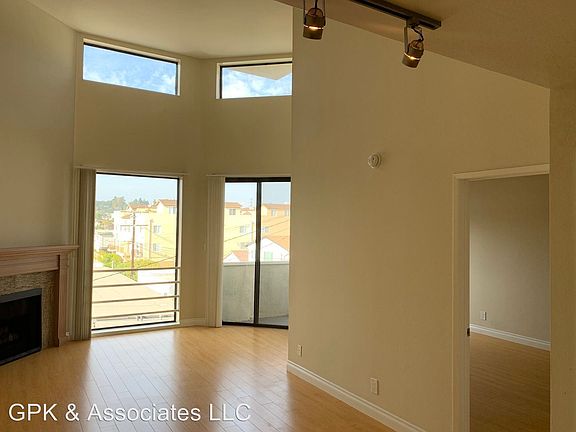 3rd image of 3650 Midvale Ave APT 209