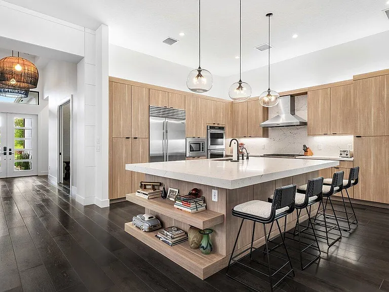 9109 Fiano Pl — Photo 3