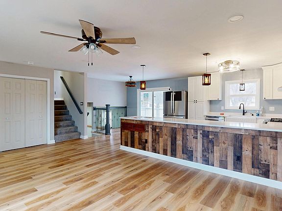 5th image of 3721 Wirth Rd