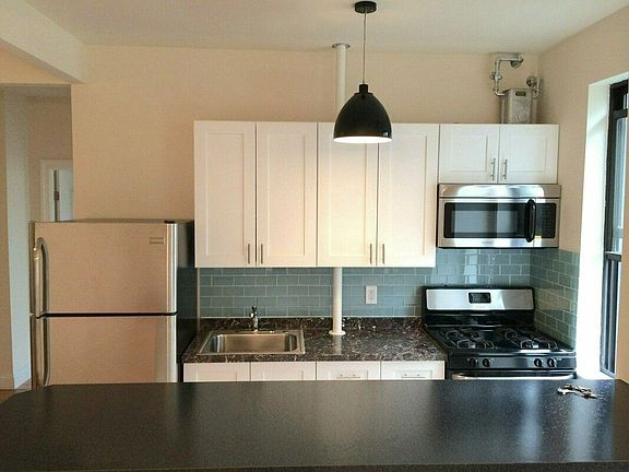 4th image of 502 W 152nd St APT 32
