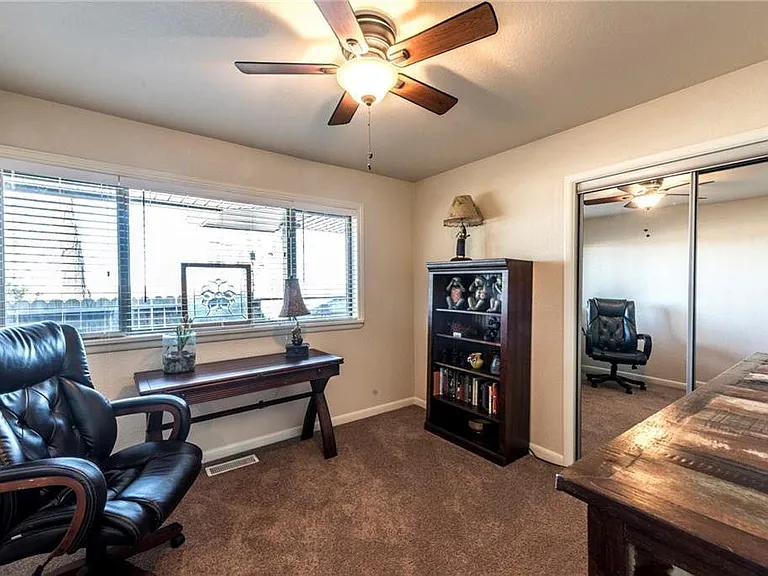 3252 N Old Wire Rd — Photo 10