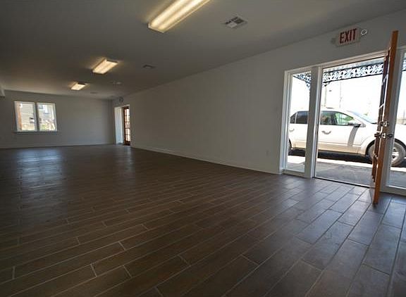 2nd image of 7150 Saint Claude Ave