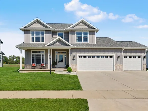 1706 Littlefield Ln, Mahomet, IL 61853