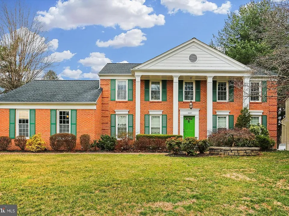 15237 Jones Ln