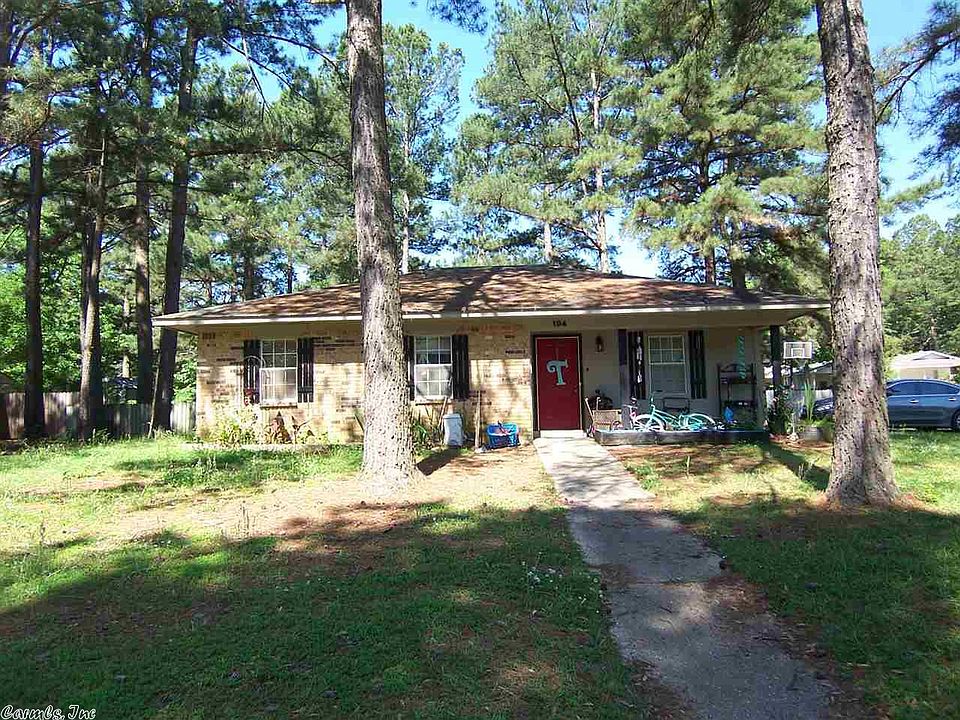 1st image of 104 Belle Aire Ct