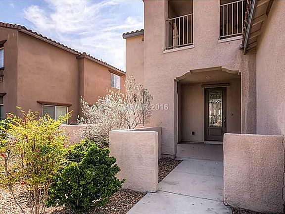 3rd image of 12153 Capilla Real Ave