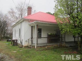 124 Academy St, Roxboro, NC 27573