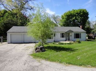 1169 Logan Ave, Elgin, IL 60120