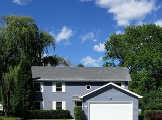 908 S Harrison St, Batavia, IL 60510