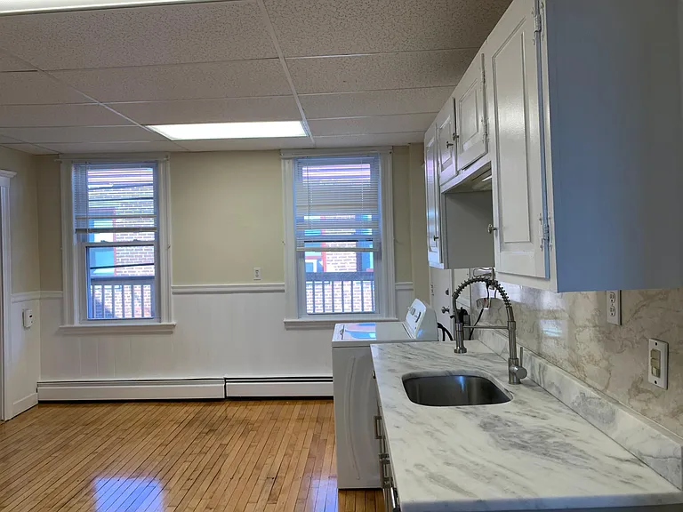 56 Ward St #4B — Photo 18