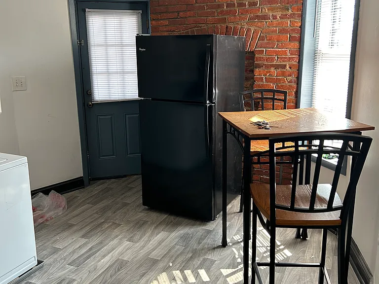 2324 Madison Ave #1 — Photo 8