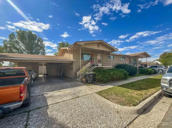 227 E 17th St, Burley, ID 83318