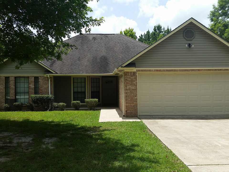 107 Brooks front_07092015
